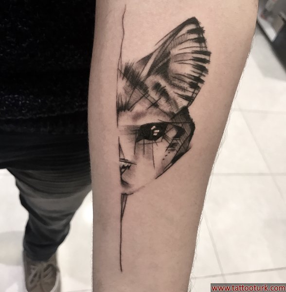 kedi minimal çizgisel cat line work dövme tattoo